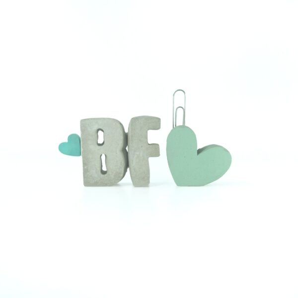 Best Friend Clip en Concreto