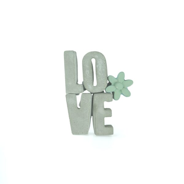 Love en Concreto con Flor