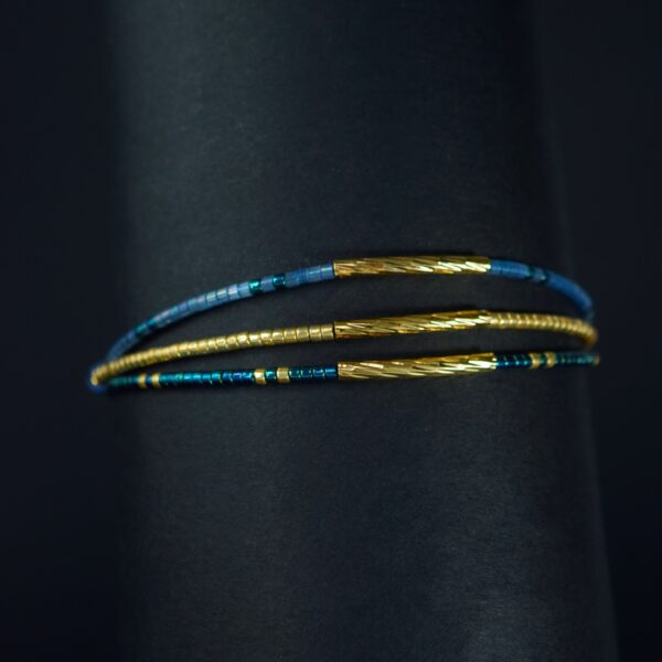 Pulsera Miyuki Triple Celeste con Tubitos