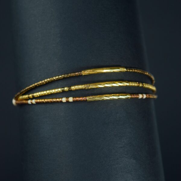 Pulsera Miyuki Triple Marrón con Tubitos