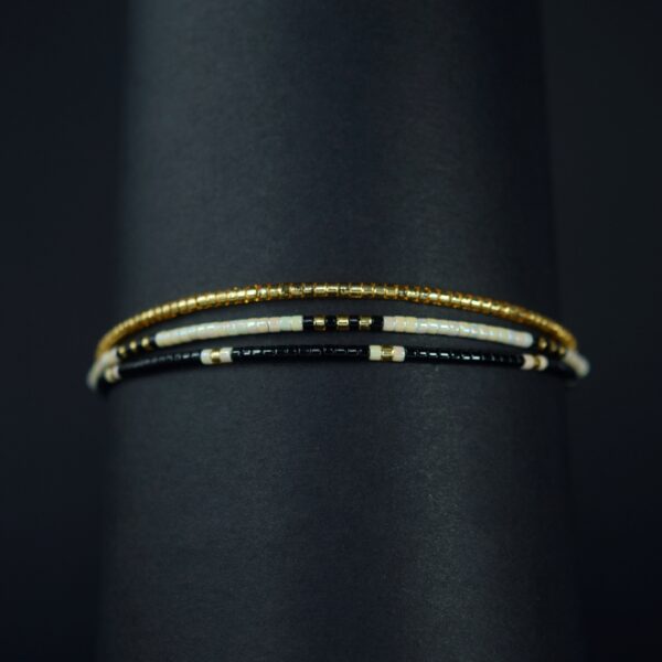Pulsera Miyuki Triple Black and White