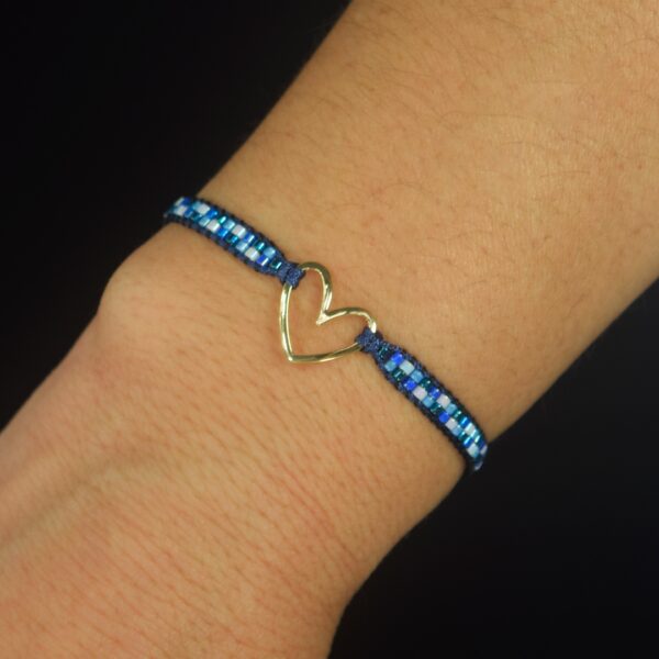 Pulsera Corazón Calado con Piedritas Azules